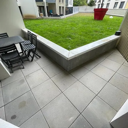 Gredi, Appt Avec Parking Et Terrasse A Caen Apartment Exterior photo