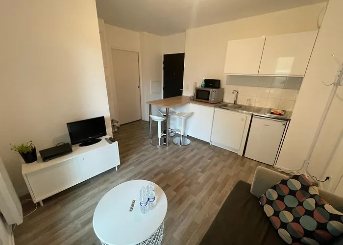 Gredi, Appt Avec Parking Et Terrasse A Caen
